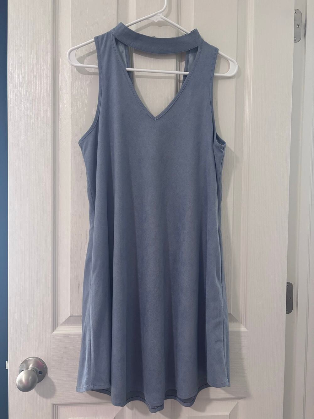 Blue Sleeveless Keyhole Swing Dress